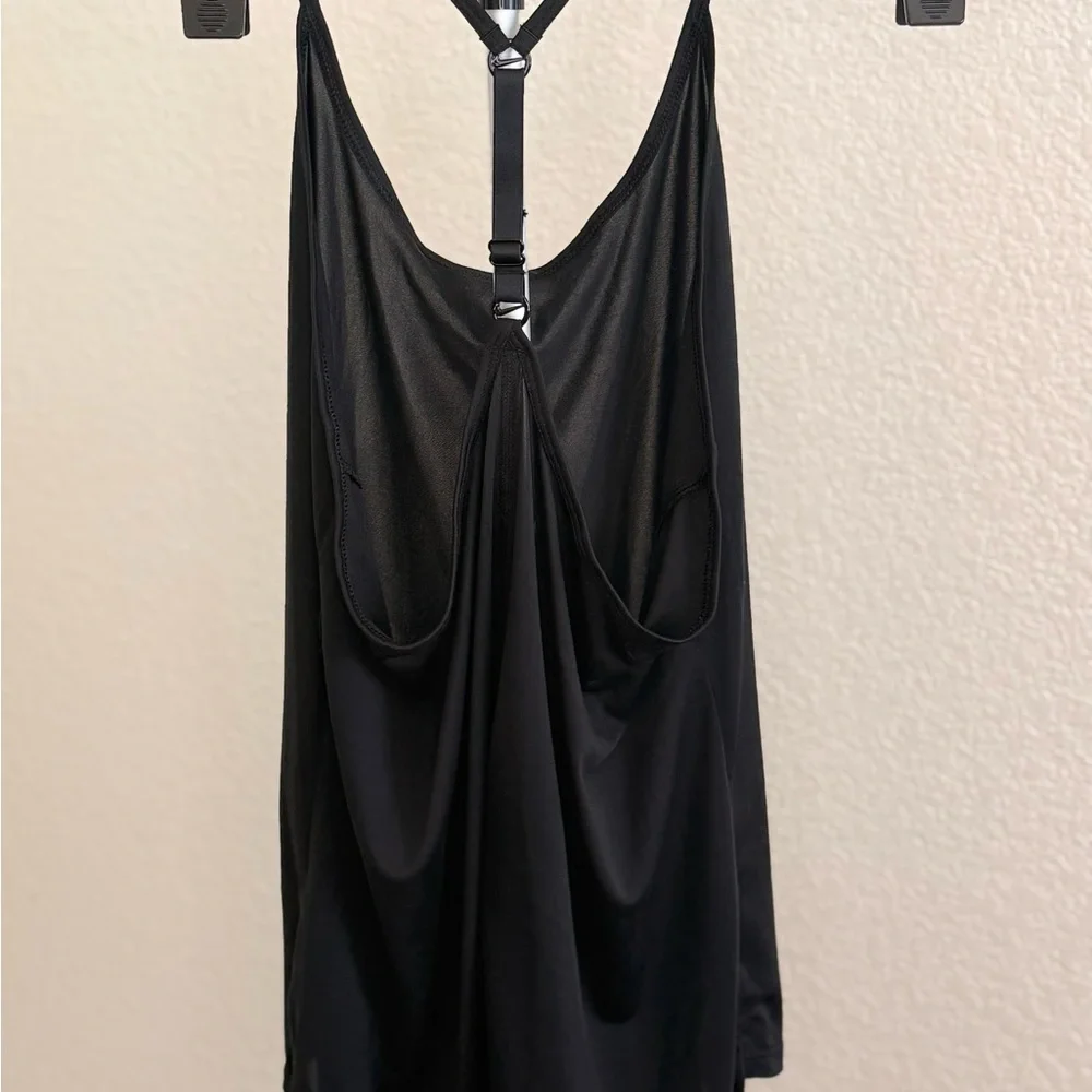 Nike Black Athletic Tank Top size M - Picture 2 of 4